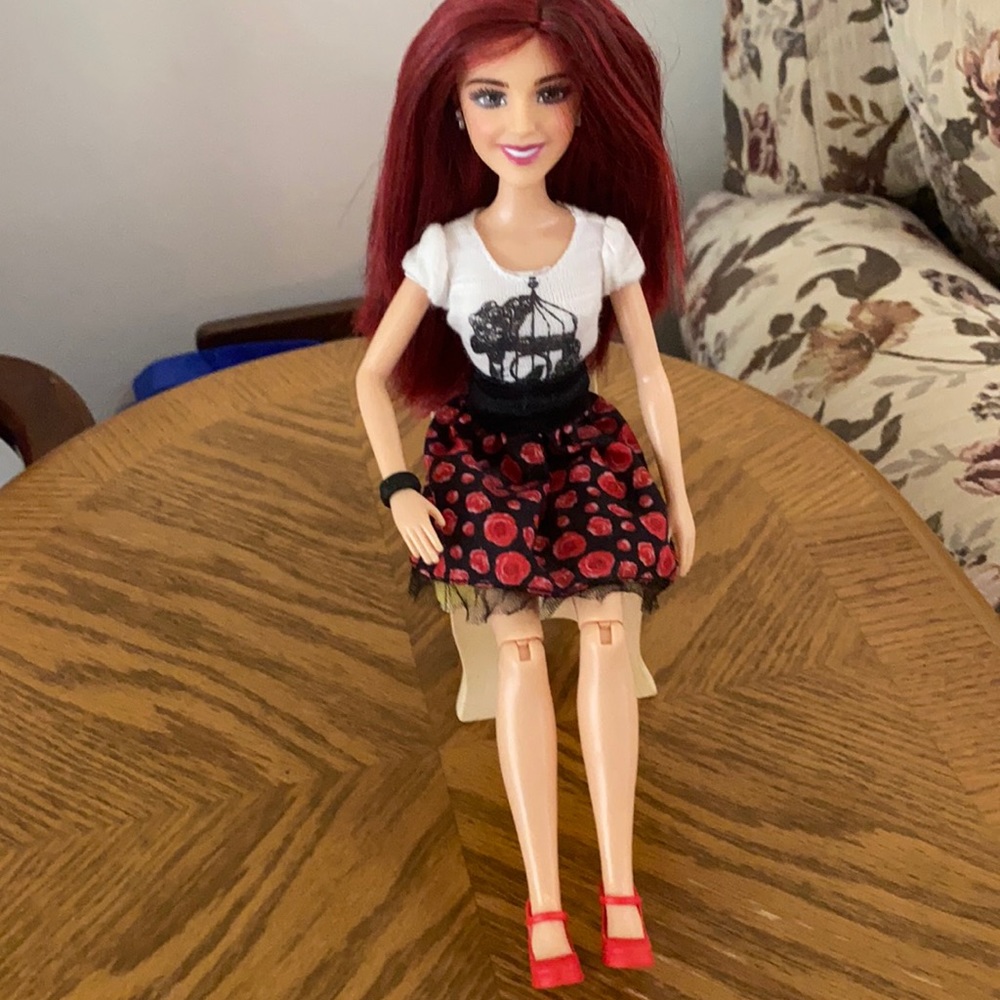 Ariana Grande doll